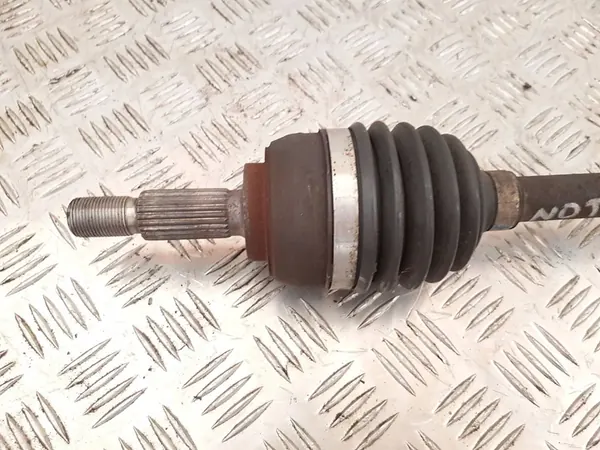 2009 Nissan Note (E11) Främre halvaxel 8201055669 image 4