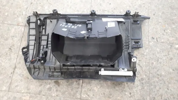 Handschuhfach Beifahrer OEM 39808618 für Volvo S40 II image 6