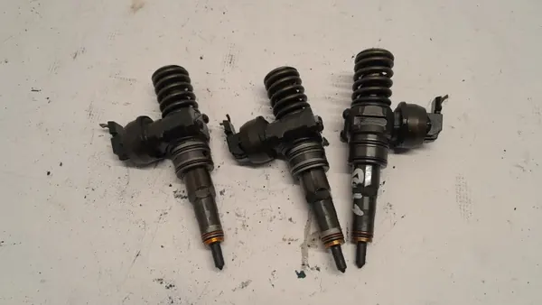 OEM VVW PASATT B5 LIFT 2.0 TDI WTRYSK Insprutare image 2