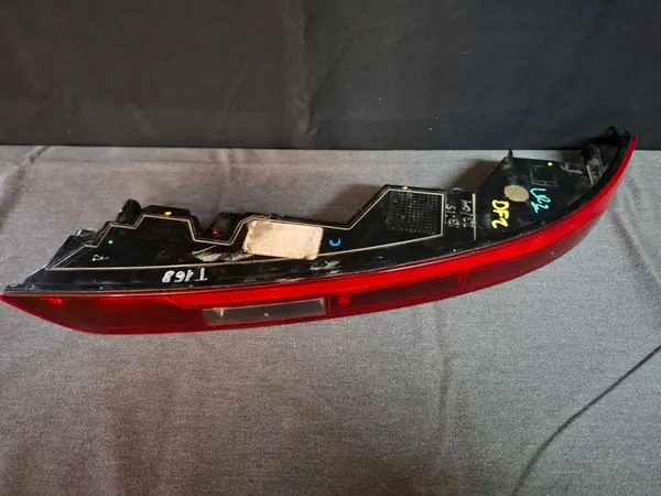 AUDI Q5 II 80A Luz Trasera Izquierda 80A945069B image 2