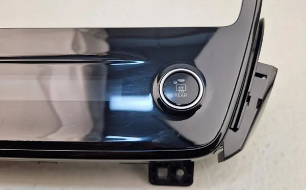 Hyundai Ioniq klimatpaneler OEM 97250-G2BK0 - Begagnad image 5
