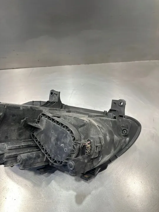 Volkswagen Caddy 2007 Etu Oikea Ajovalaisin image 4