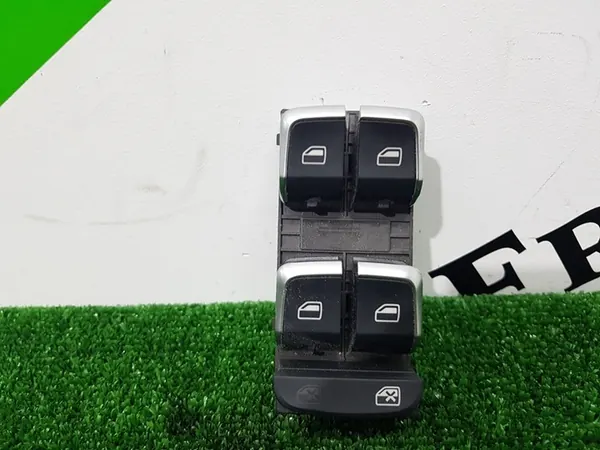 Audi Q3 8U Raambedieningspaneel Chroom 8u0959851 image 2