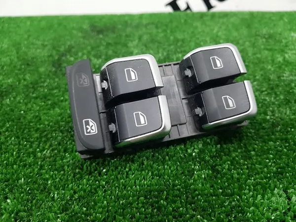 Audi Q3 8U Raambedieningspaneel Chroom 8u0959851 image 7