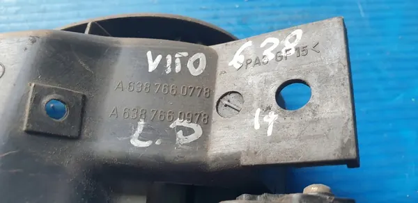 Mercedes Vito W638 Voorste Linker Interieurhandgreep A6387660778 image 4