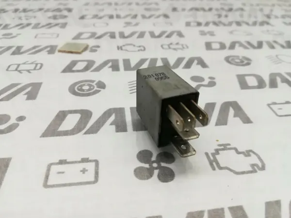 Relä kW (HP) 2005 Harmaa 8200351490 image 3