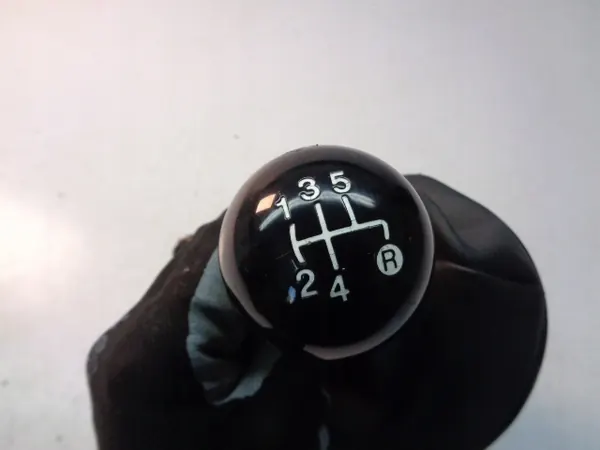 Pomo de cambios OEM 50296145 Fiat 500 1.2 Manual image 3