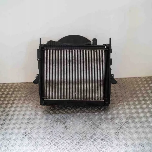 Pièces refroidissement Land Rover OEM AH328T000CJ image 2