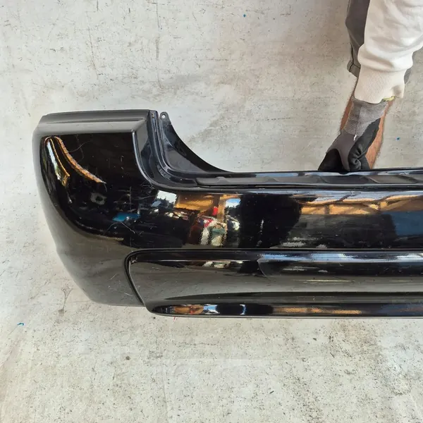 KIA SPORTAGE II 2004-2008 Parachoques Trasero image 3