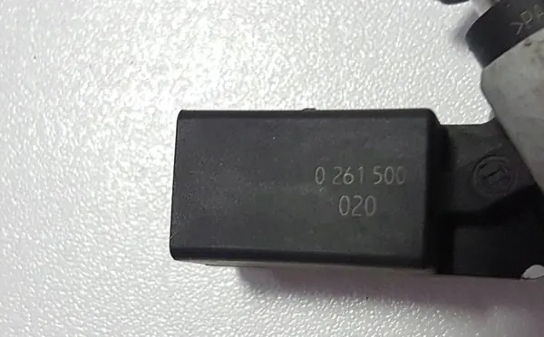 Iniettore Audi OE 06D133036D image 7