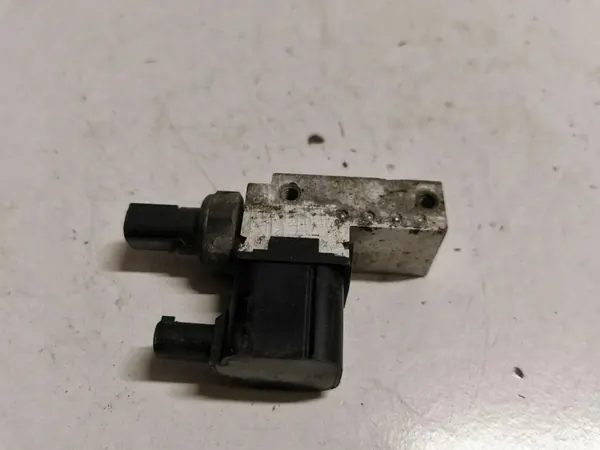 Air Distribution Valve Block Mercedes-Benz image 3