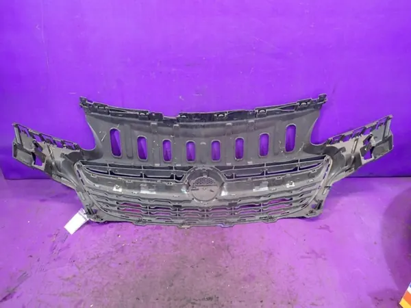 Opel Corsa E jäähdyttimen kyltti OEM Zawada-387625- image 8