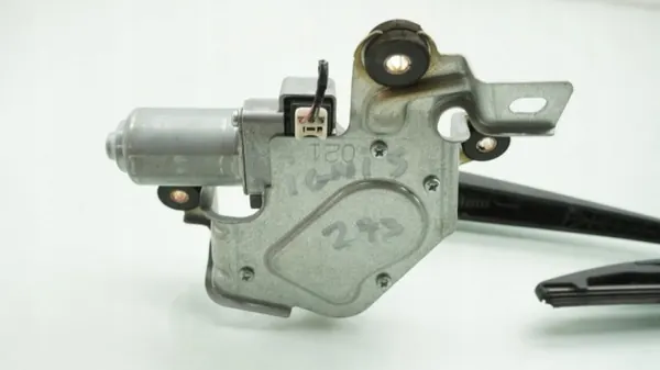 Suzuki Ignis III bakre vindrutetorkarmotor OEM MMAUTKO-28282 image 6
