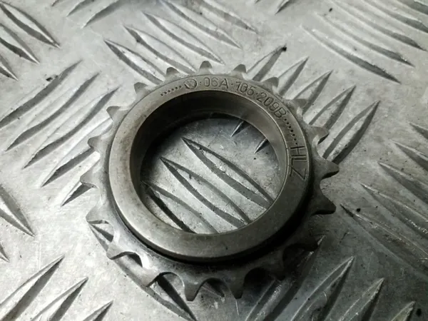 Volkswagen OE 038115121A oljepump image 8