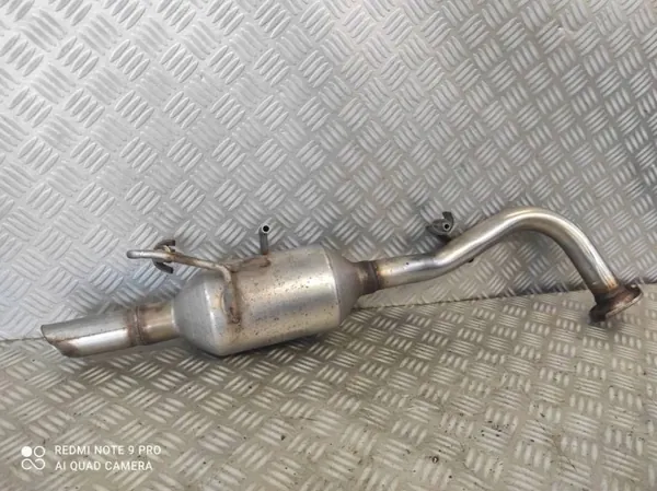 Toyota OEM 30Y26 Endschalldämpfer - Gebraucht image 3