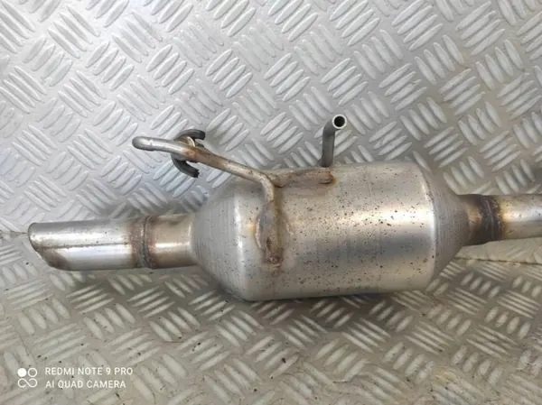 Toyota OEM 30Y26 Endschalldämpfer - Gebraucht image 5