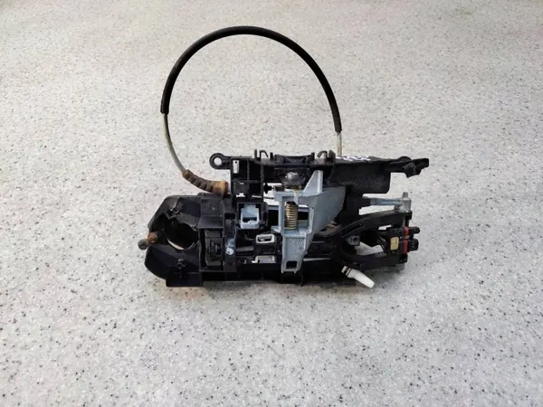 Höger Bakdörrhandtag Keyless BMW 7 OEM AOP132841 image 4
