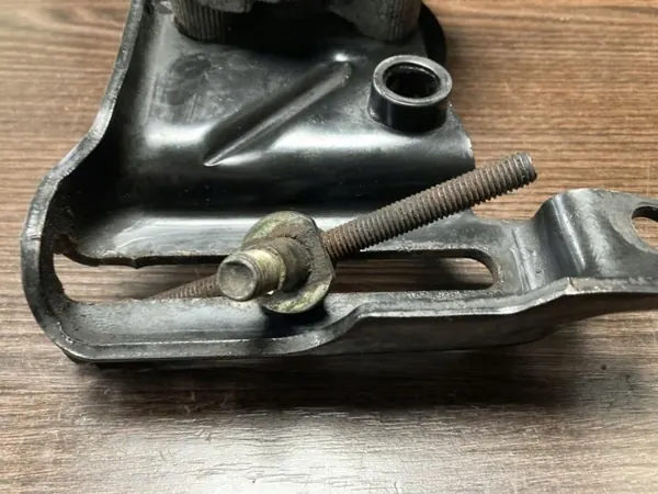 Pompe de direction assistée Toyota OE 44310-28270 - Occasion image 6