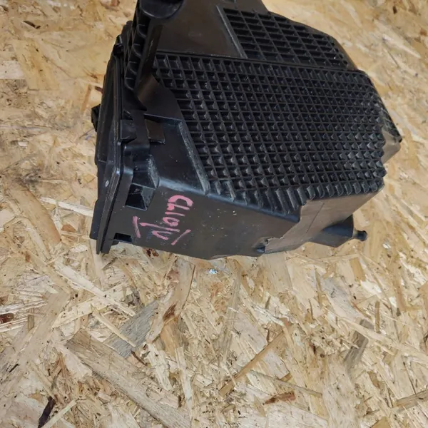 Caja filtro aire OEM 165001258R para Renault Captur image 3