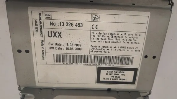 Radio Opel Insignia A OEM 13326453 - Usado image 3