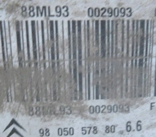 Pompe de servofrein OEM 9805057880 pour Citroen C3 Picasso image 3