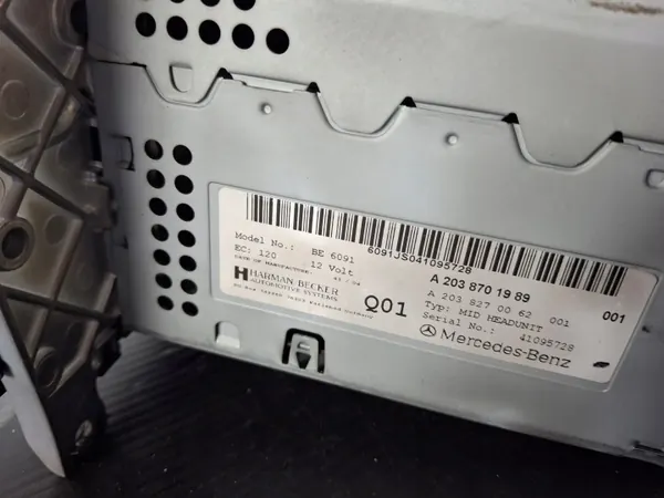 Radio Navigation Mercedes W203 OEM A2038701989 image 7