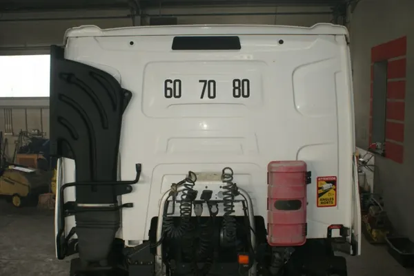 Renault GAMA T 430 Matala Rakennuskabiini image 5