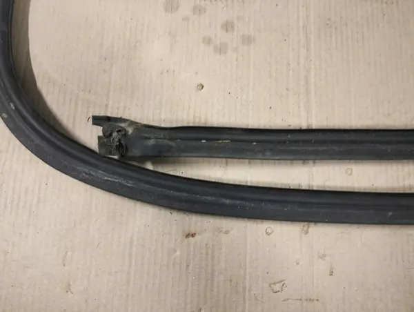 Junta de teto Porsche Boxster 986 - OEM Porsche OE image 3
