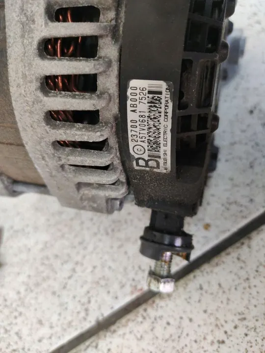 Vaihtovirtageneraattori Subaru Forester 4 2018 23700AB000 image 5