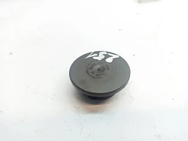 Mercedes-Benz R W251 2007 Engine Compartment Parts A0009977620 image 3