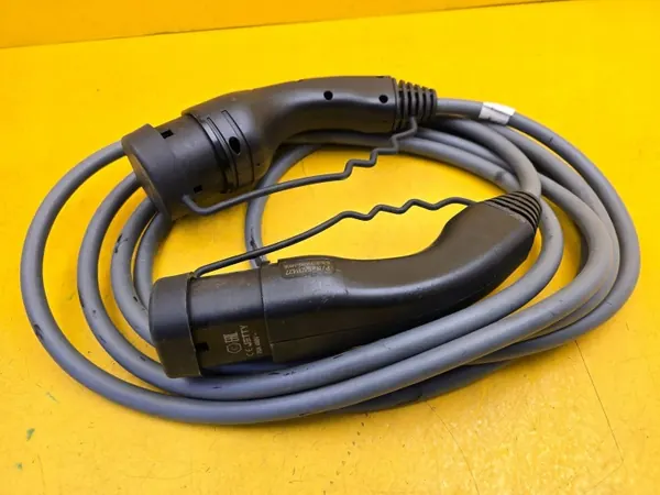 Câble de charge BMW OEM 5A0B427 pour MINI EV Tesla image 5
