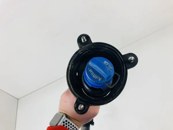 AdBlue-putki OEM 12848938668 Mercedes W470:lle image 4