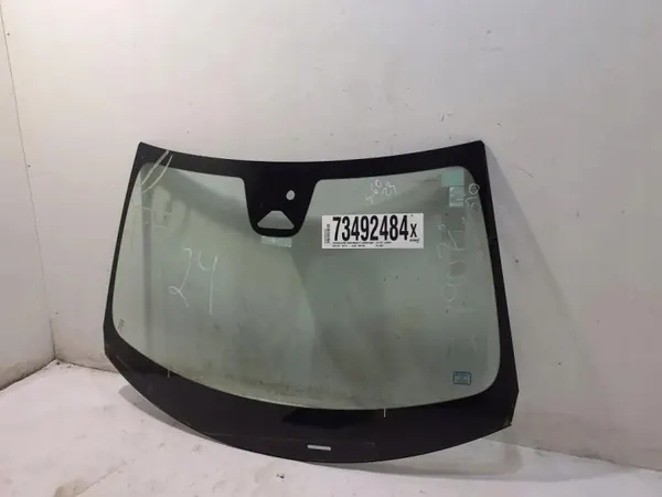 Volvo S60 V60 Frontscheibe OEM 32368961 Gebraucht image 2