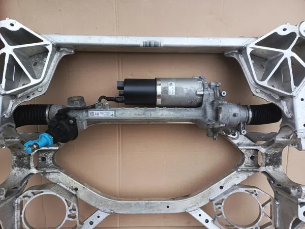 BMW Moottorituki OEM 8095644 M3/M4 RWD:lle image 4