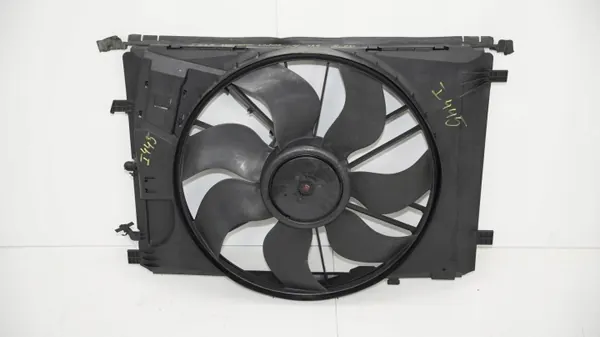 Ventilador de arrefecimento OEM 360200338 Mercedes W204 image 2