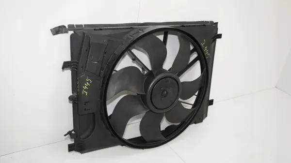 Ventilador de arrefecimento OEM 360200338 Mercedes W204 image 3
