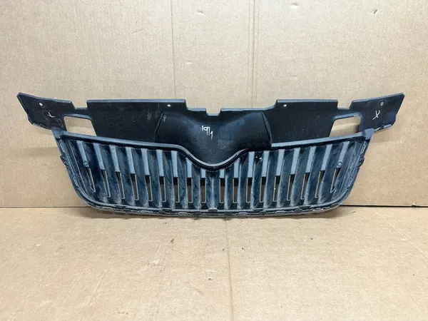SKODA FABIA II Front Grill 5J0853668C image 4