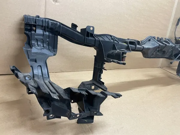 MERCEDES A KLASA W169 Paraurti Anteriore image 6