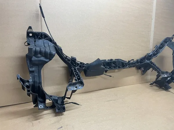 MERCEDES A KLASA W169 Paraurti Anteriore image 8