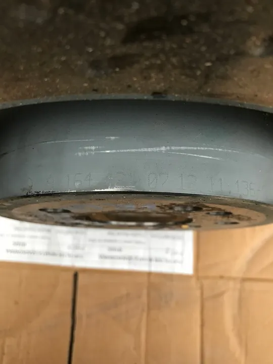 MERCEDES ML W164 63 AMG Voorremschijf A1644210712 image 4