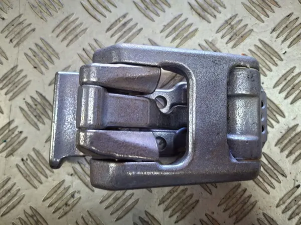 MERCEDES SPRINTER 907 910 LEFT REAR DOOR HINGE A9107409500 image 3