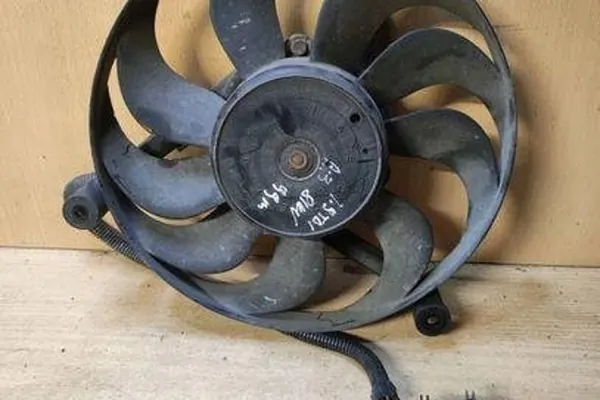 Framstötfångare AUDI A3 (8L1) 1.9L diesel 1999 OEM image 2