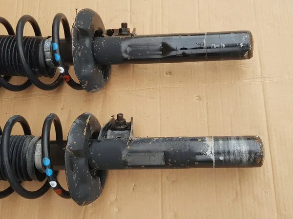 Amortizzatori + Molle Anteriori / SEAT LEON II - VW GOLF VI image 10