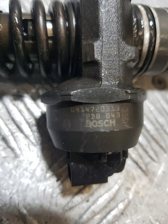 Conjunto de injetores Skoda Octavia 2 image 4