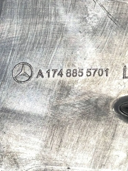 Conduit d'air Mercedes-Benz OEM A1748855701 Avant image 5