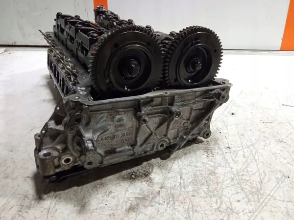 Culata Mercedes-Benz OEM A6540103903 Usado image 5