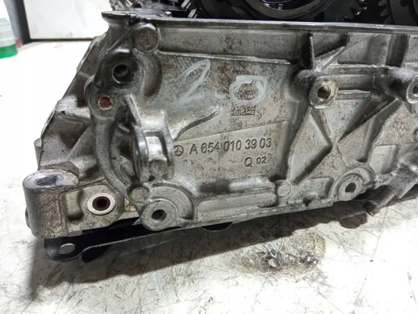 Culata Mercedes-Benz OEM A6540103903 Usado image 9
