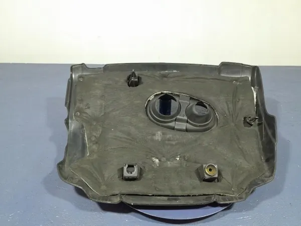 Couvercle Moteur Mazda OEM PE01-E0-2F4 pour Mazda 6 III image 4