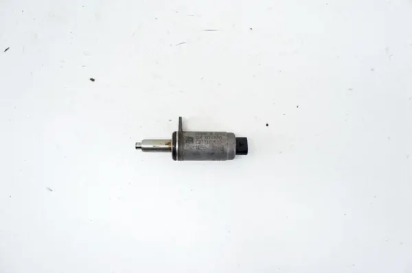 UF138+ 06E103697G Audi A6 C7 2.8 FSI afstelmotor image 10