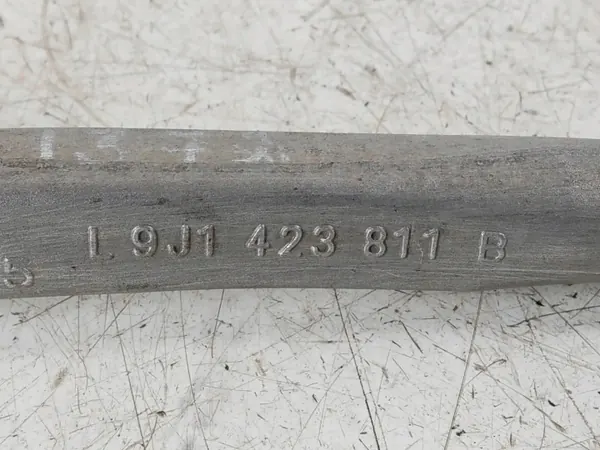 Porsche Taycan Ohjausnivel OEM 9J1423811B image 4